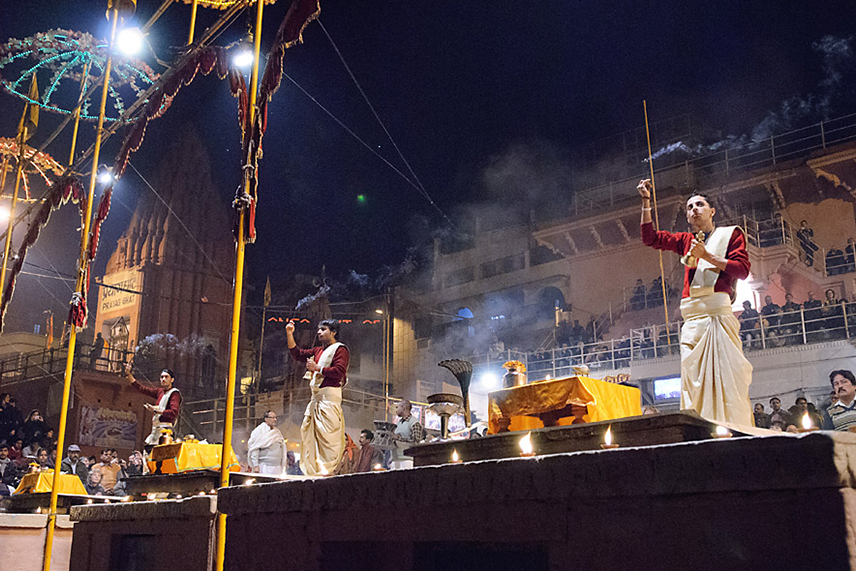 Varanasi Tour and Travel Guide